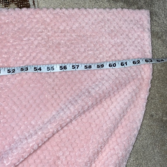 Baby Pink Dimple Premium Fleece! 3 Full Yards available (Will separate)@ 12$/yd - Picture 6 of 7